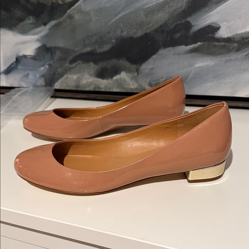 J crew Women's Patent Flats in Nude size 8.5